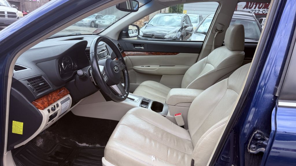 2011 Subaru Outback Image 5
