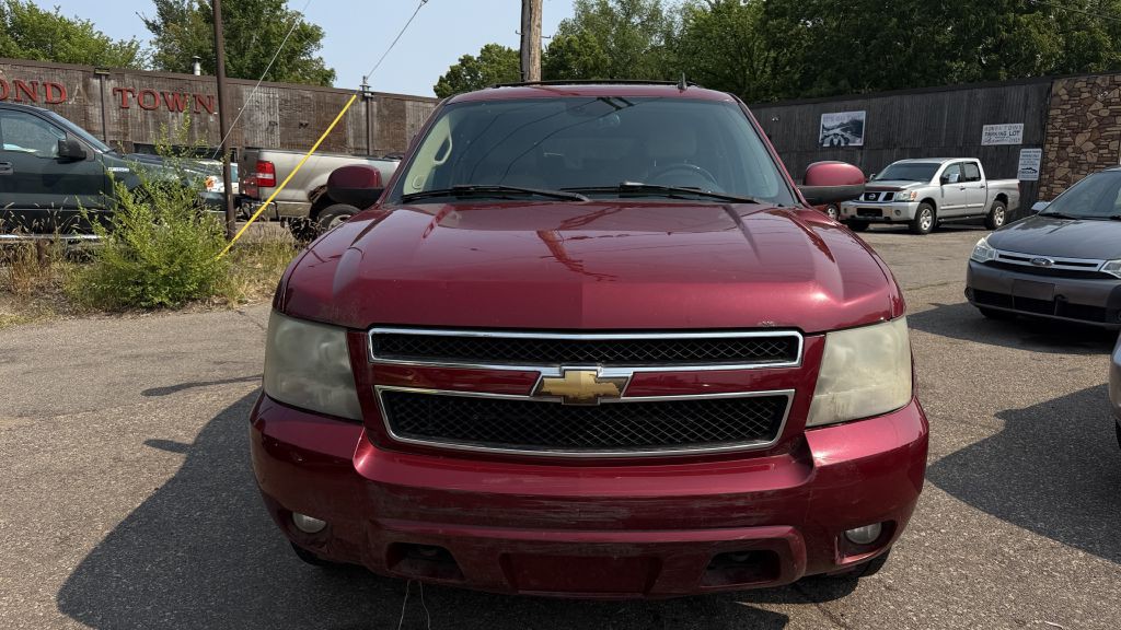 2007 Chevrolet Suburban Image 3
