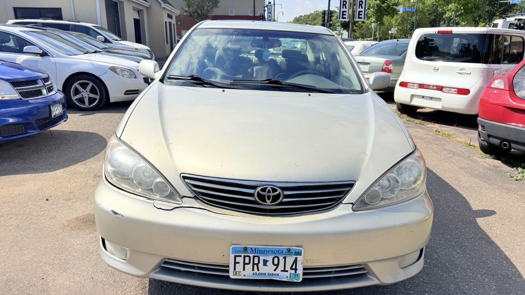 2005 Toyota Camry Image 3
