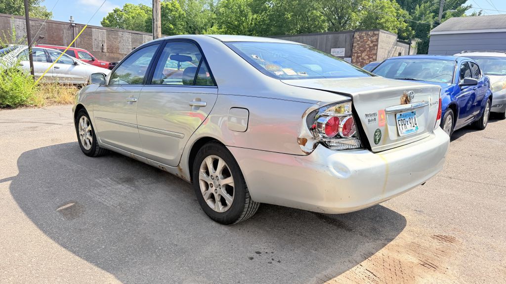 2005 Toyota Camry Image 4