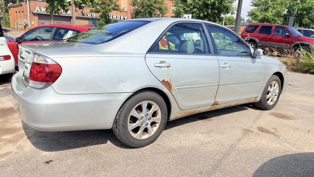 2005 Toyota Camry Image 5