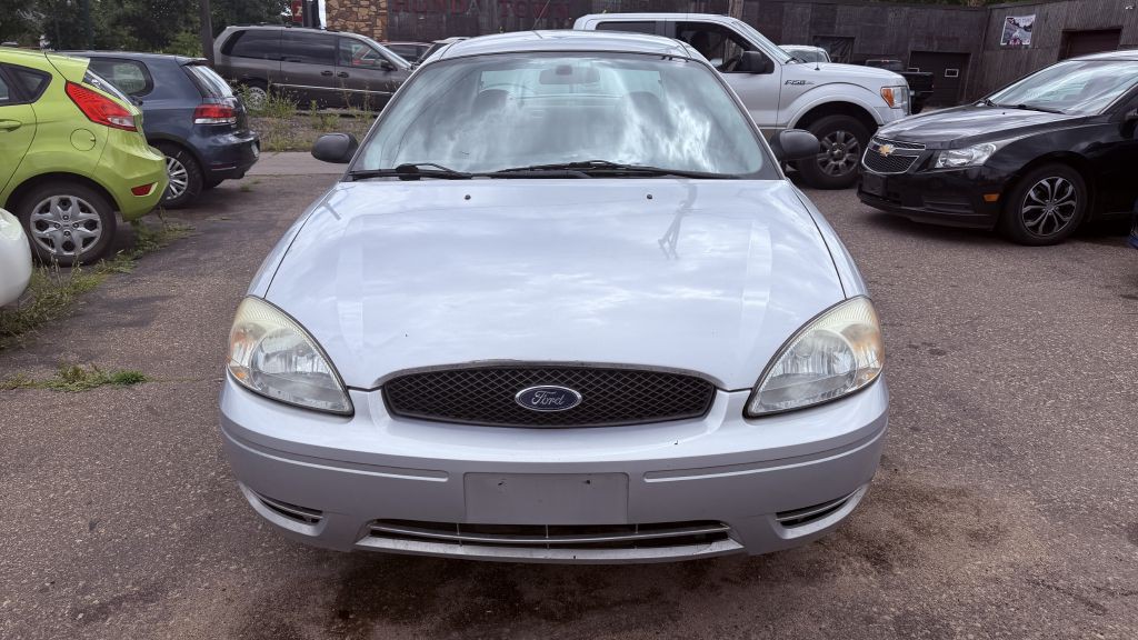 2005 Ford Taurus Image 4
