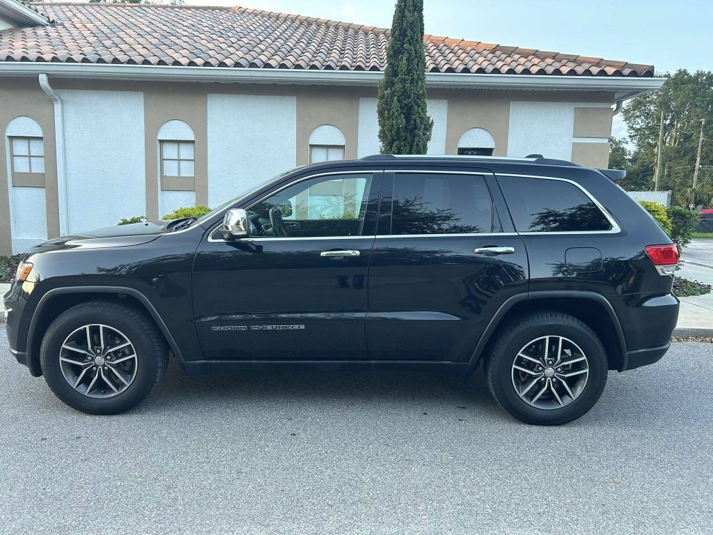 2018 Jeep Grand Cherokee Image 2