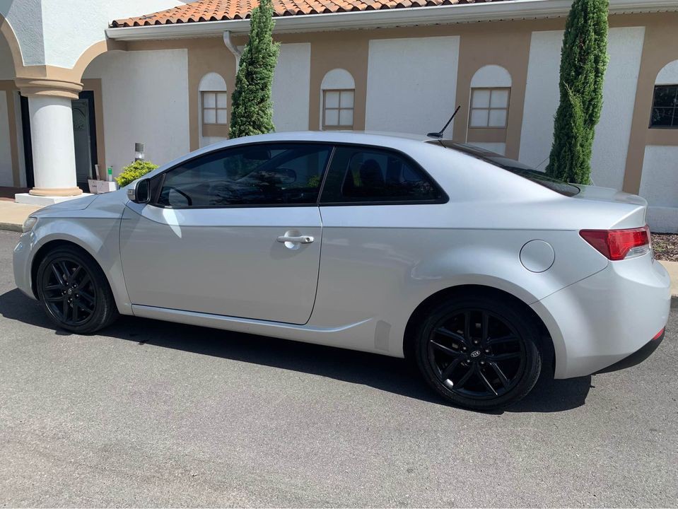 2010 Kia Forte Image 3