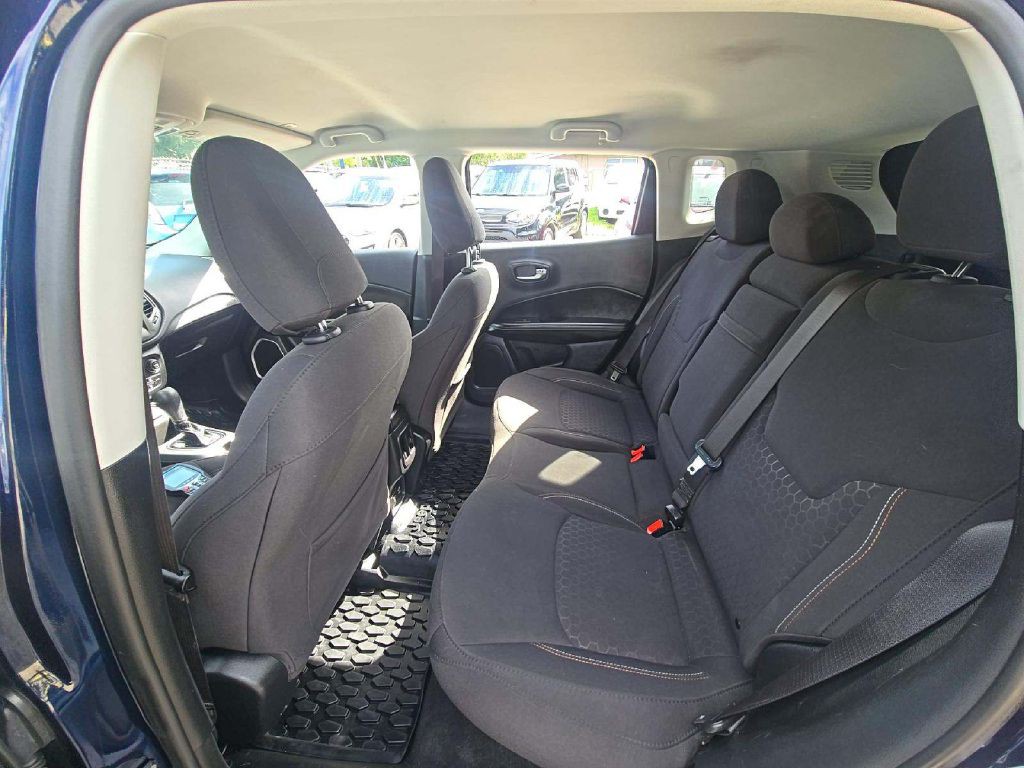 2019 Jeep Compass Image 9