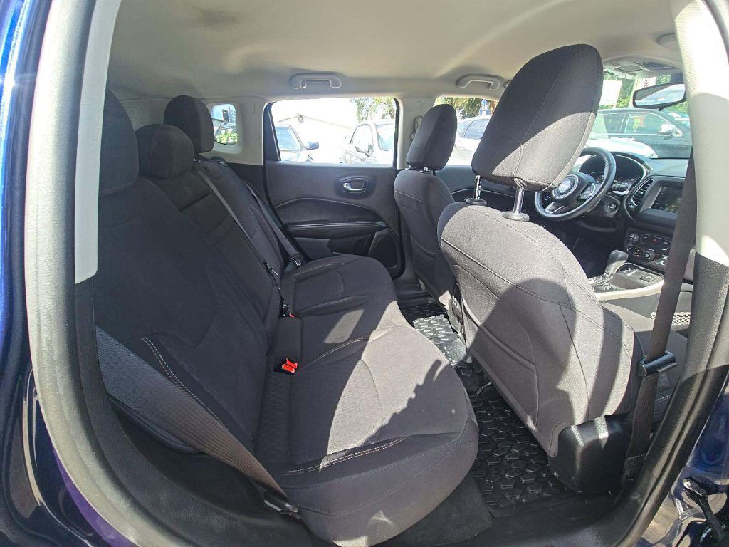 2019 Jeep Compass Image 10