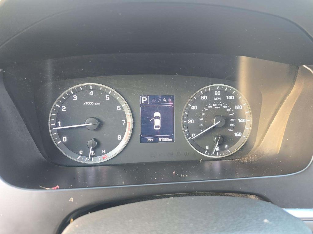 2017 Hyundai Sonata Image 9