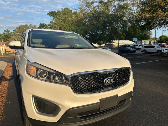 2016 Kia Sorento Image 3