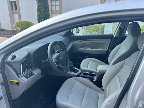 2018 Hyundai Elantra Image 8