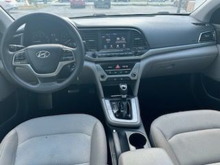 2018 Hyundai Elantra Image 10