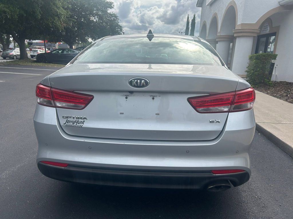 2018 Kia Optima Image 8