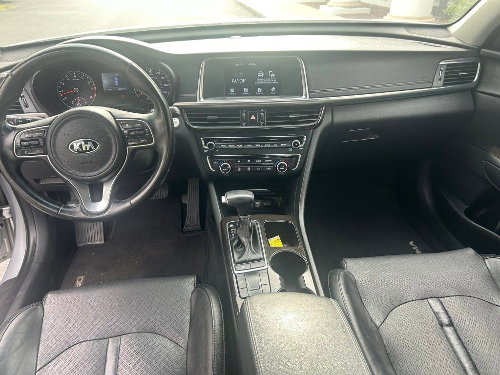 2018 Kia Optima Image 9