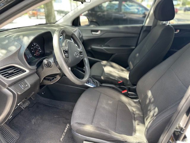 2019 Hyundai Accent Image 9