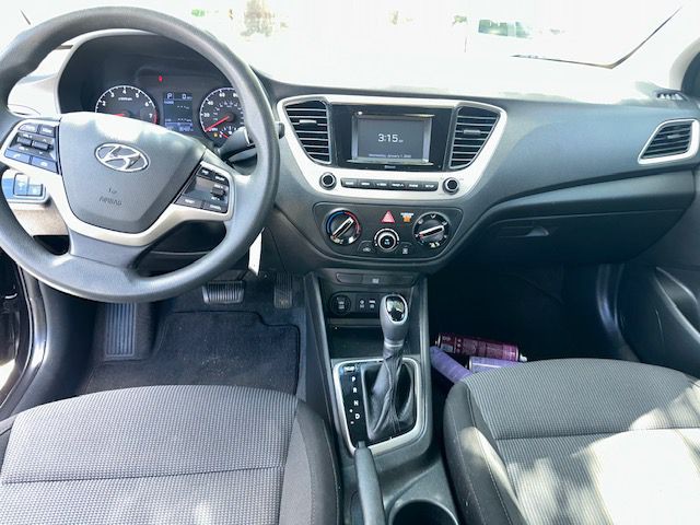 2019 Hyundai Accent Image 12