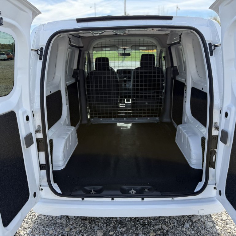 2020 Nissan NV200 Image 4