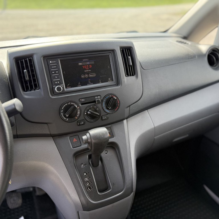 2020 Nissan NV200 Image 13