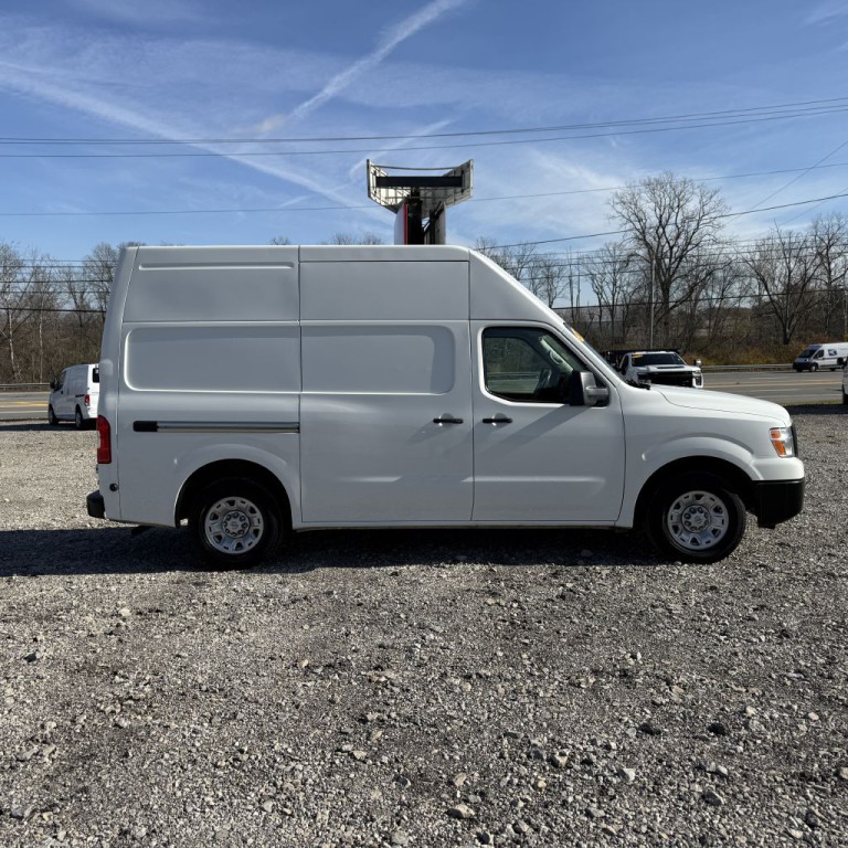 2021 Nissan NV Image 2