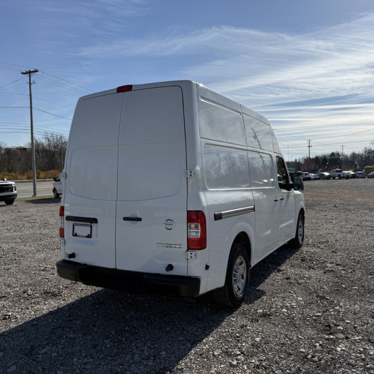 2021 Nissan NV Image 3