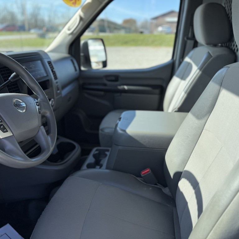 2021 Nissan NV Image 13