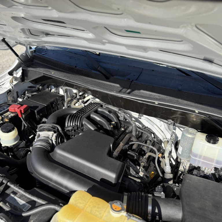 2021 Nissan NV Image 19