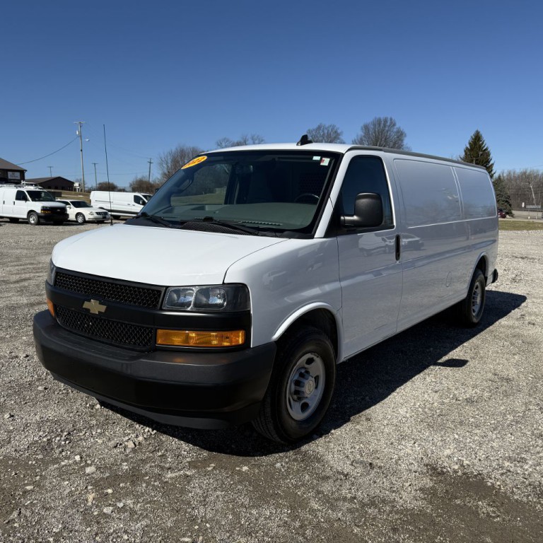 2022 Chevrolet Express Image 8