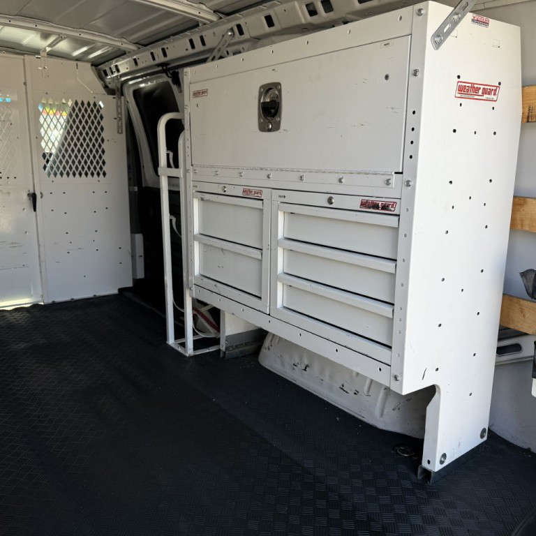 2020 GMC Savana Image 6