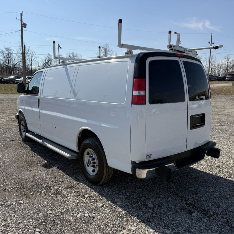 2020 GMC Savana Image 7