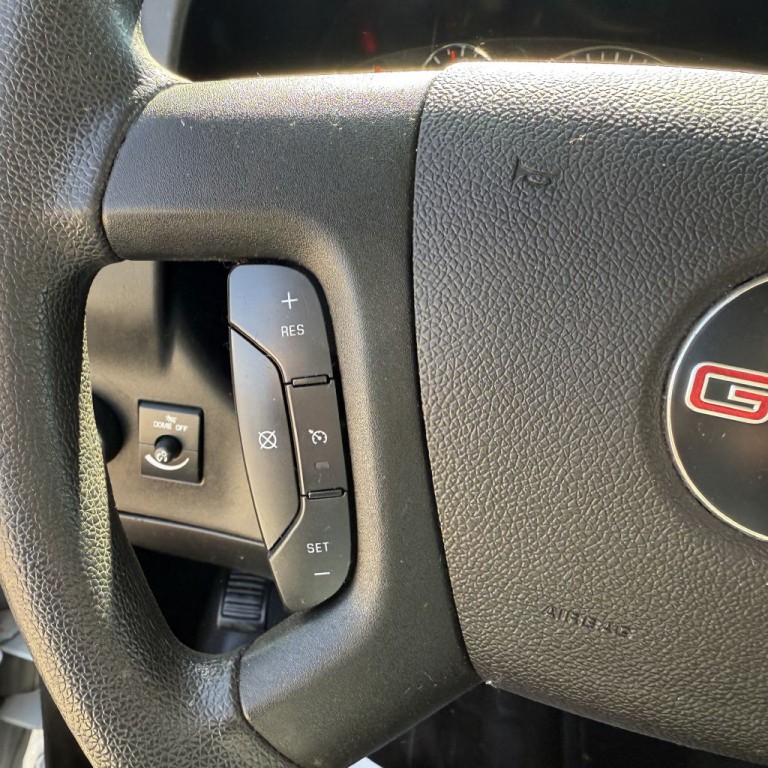 2020 GMC Savana Image 17