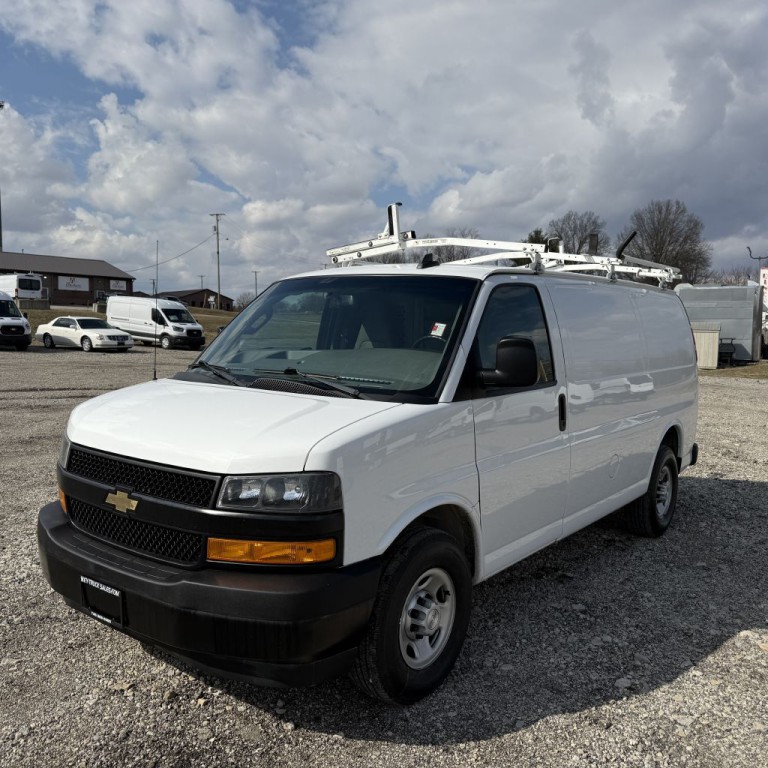 2019 Chevrolet Express Image 9
