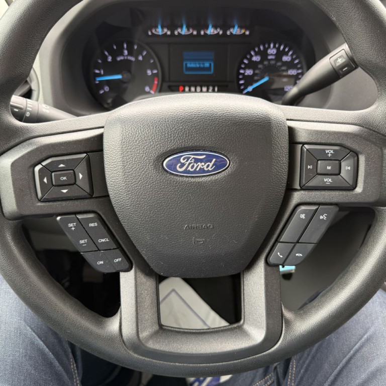 2022 Ford Econoline Image 9