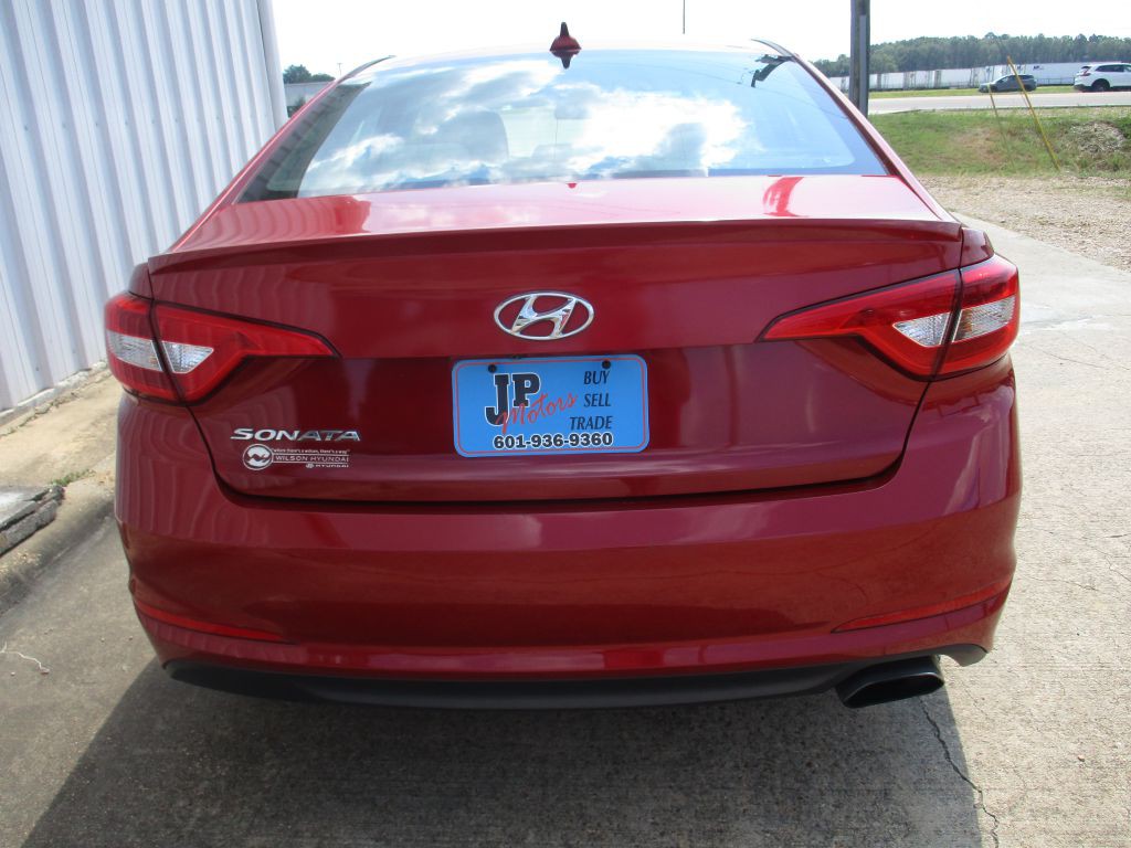 2017 Hyundai Sonata Image 4