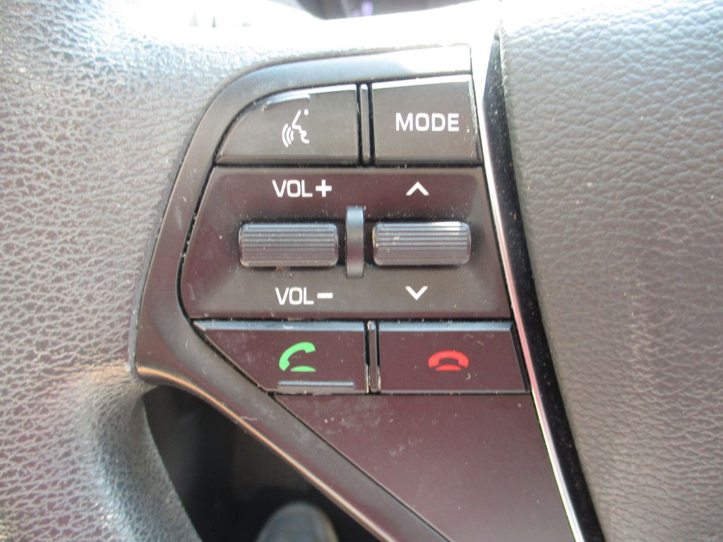 2017 Hyundai Sonata Image 15