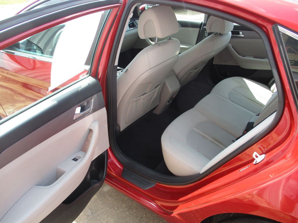 2017 Hyundai Sonata Image 17