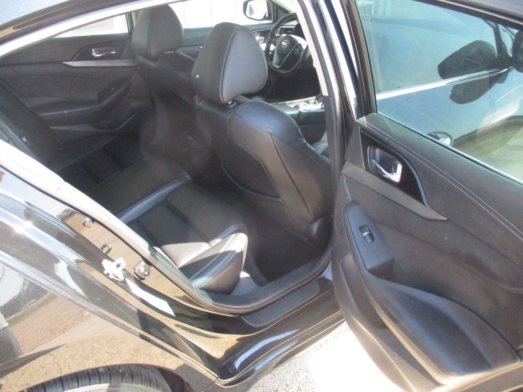2018 Nissan Maxima Image 20