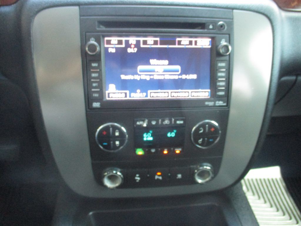 2011 GMC Yukon Image 16