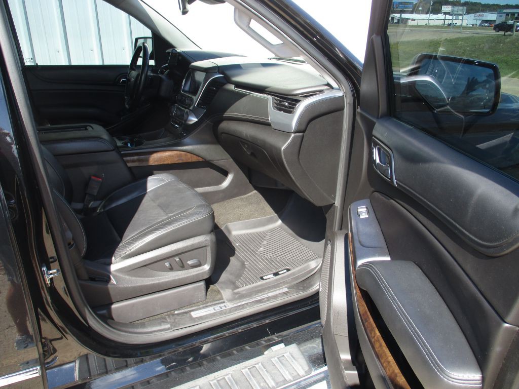 2017 Chevrolet Tahoe Image 29