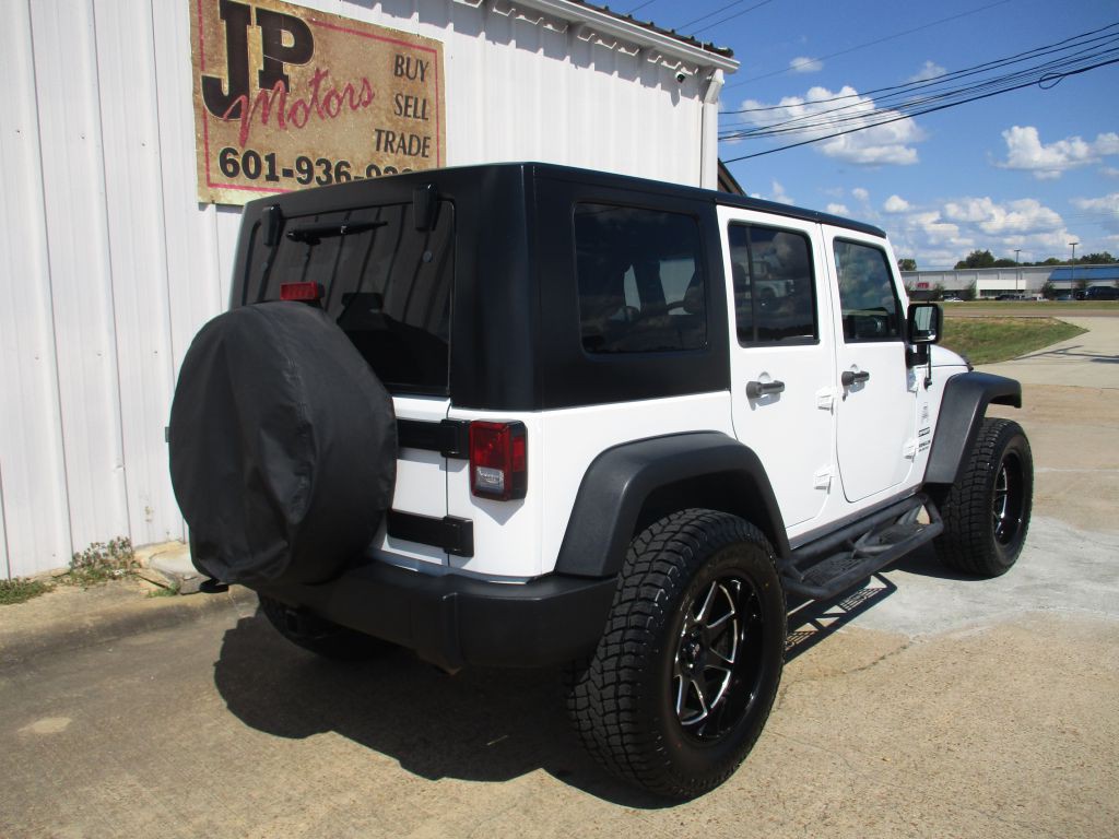 2017 Jeep Wrangler Unlimited Image 3