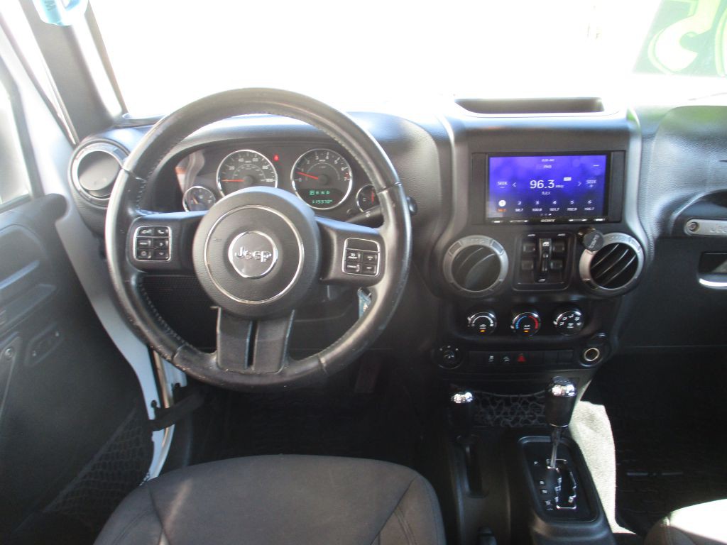2017 Jeep Wrangler Unlimited Image 12
