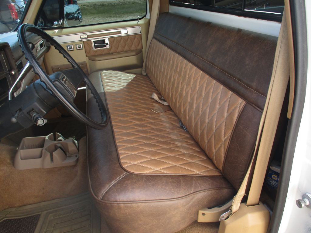 1986 GMC C1500 Image 12