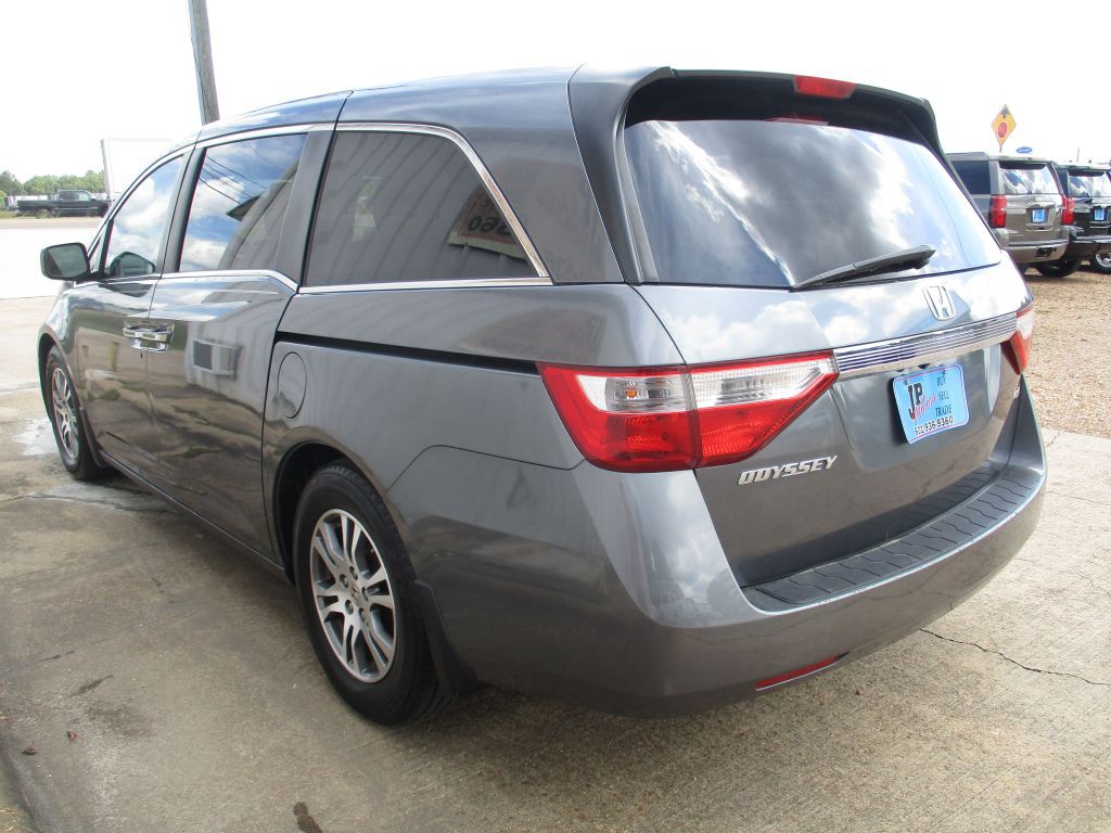 2011 Honda Odyssey Image 5