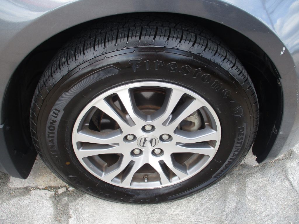 2011 Honda Odyssey Image 9
