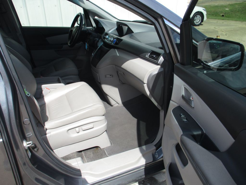 2011 Honda Odyssey Image 25