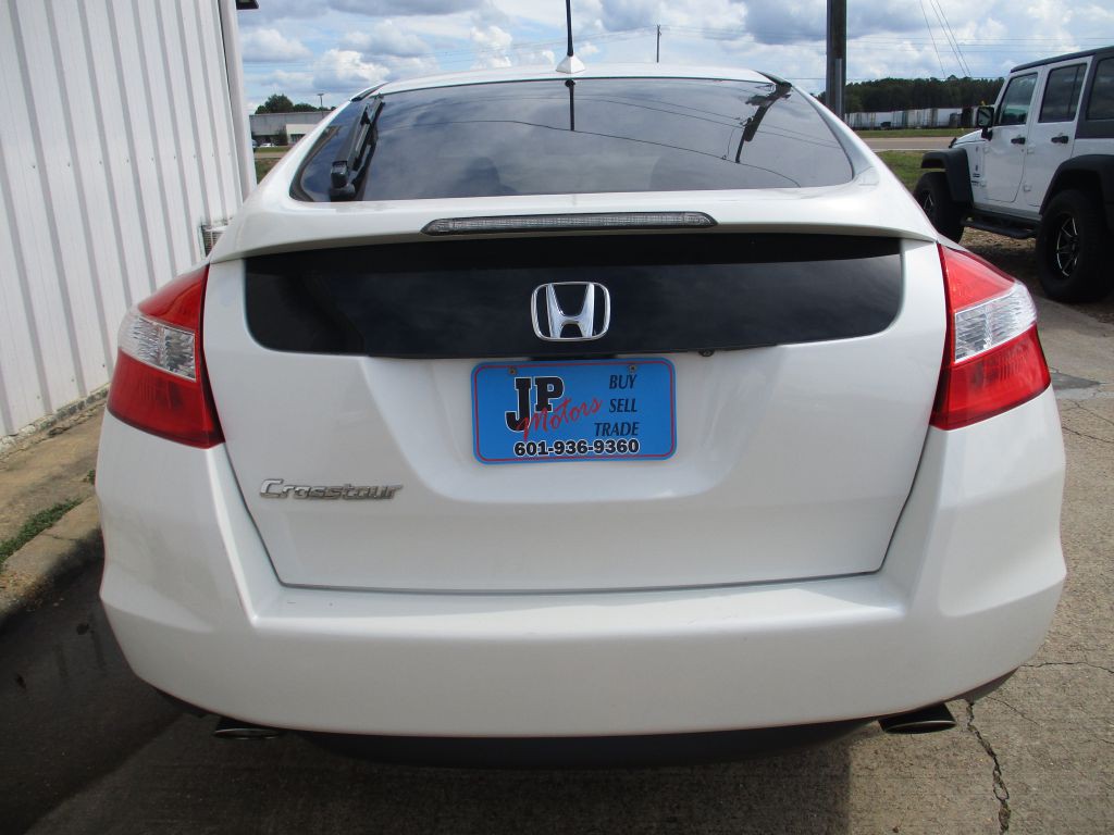2012 Honda Crosstour Image 4