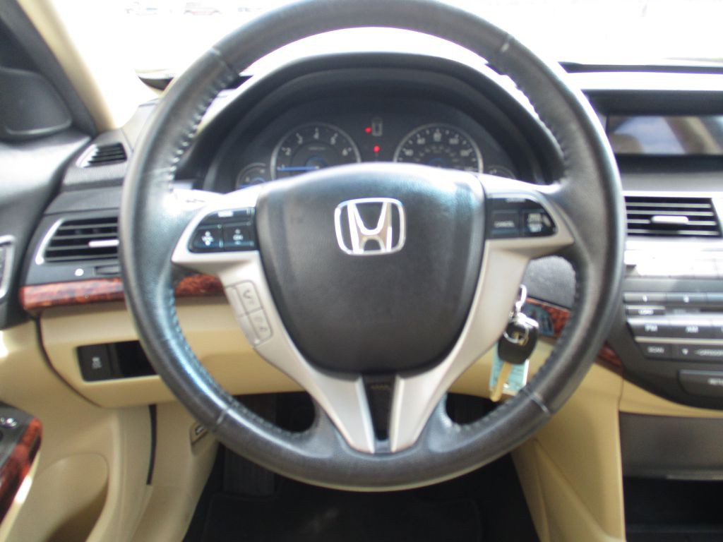 2012 Honda Crosstour Image 10
