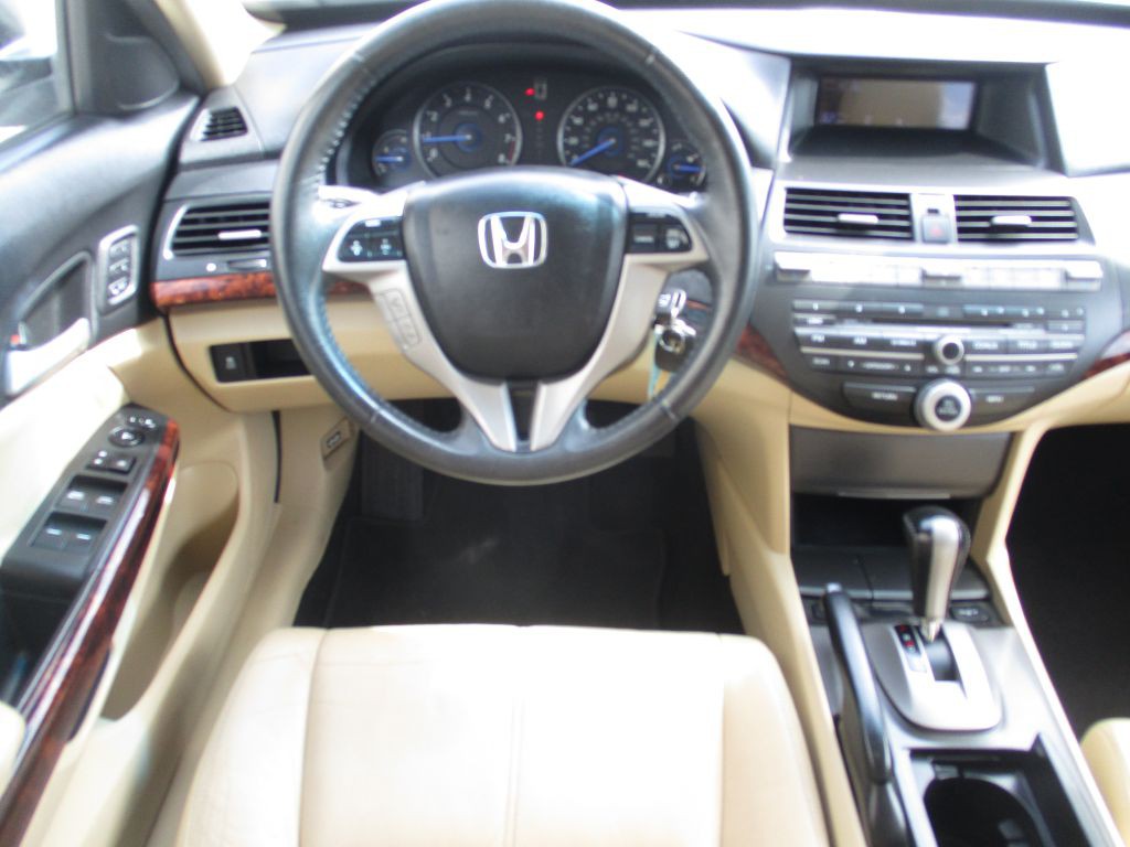 2012 Honda Crosstour Image 11