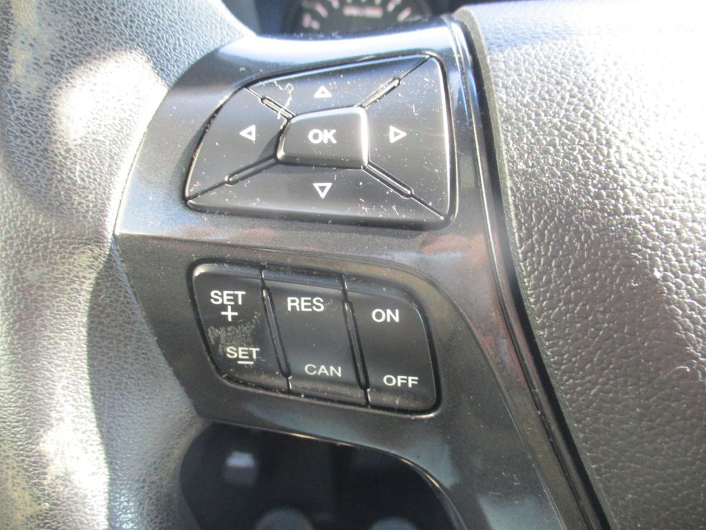 2016 Ford Explorer Image 14