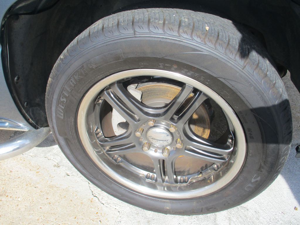 2006 GMC Sierra Image 9