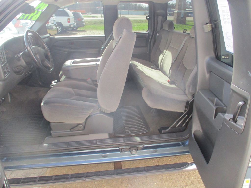 2006 GMC Sierra Image 13