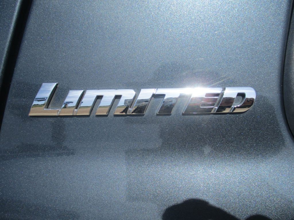 2008 Toyota Sequoia Image 10