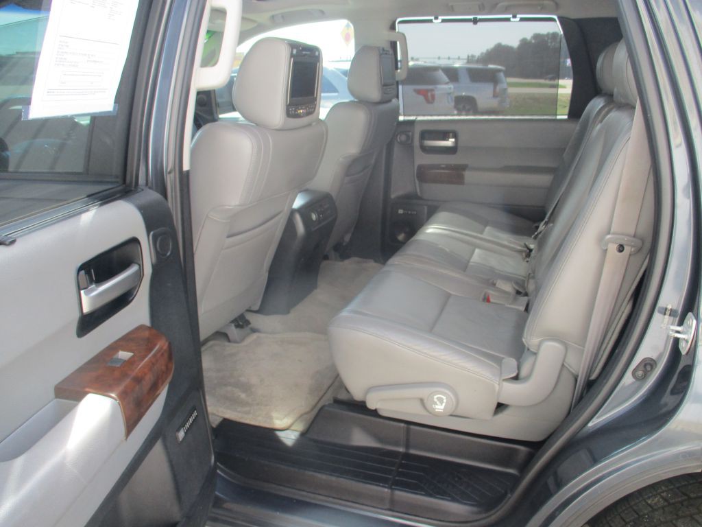 2008 Toyota Sequoia Image 20